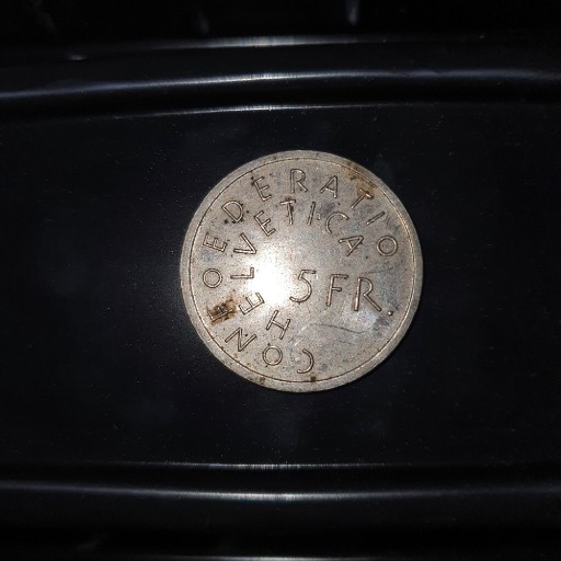 Zdjęcie oferty: 5 franków Szwajcarskich moneta 1975 rok