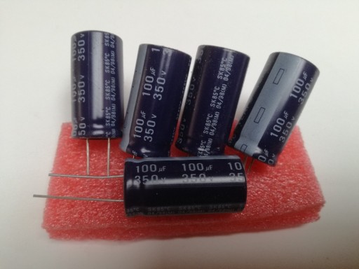 Zdjęcie oferty: Kondensator 100uF/350V Teapo18 x 36 mm 5szt