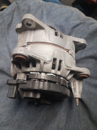 Zdjęcie oferty: Alternator Skoda,VW 2009r 1.9 Tdi BLS Stan b.dobr