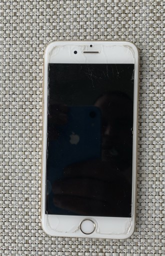 Zdjęcie oferty: Apple iPhone6