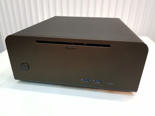 Zdjęcie oferty: Obudowa HTPC Streacom F7C EVO + płyta Asus AT5IONT