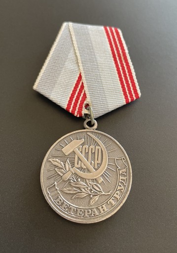 Zdjęcie oferty: Medal Weteran Pracy ZSRR