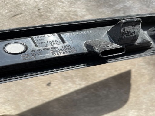 Zdjęcie oferty: Volvo XC40 mikrostyk, klamka bagażnika switch 18-