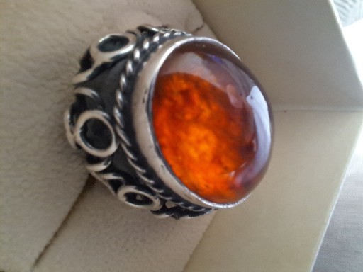 Zdjęcie oferty: ORNO srebrny pierścionek z bursztynem 
