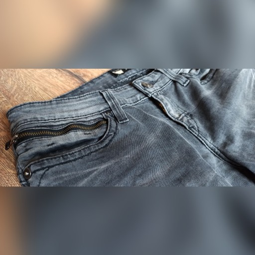 Zdjęcie oferty: Jeansy Levi's Revel Demi Curve Skinny W30 L34