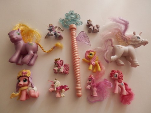 Zdjęcie oferty: My Little Pony --- zestaw kucyków 