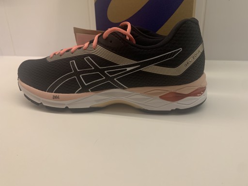 Zdjęcie oferty: Buty asics 43,5 gel zone 7