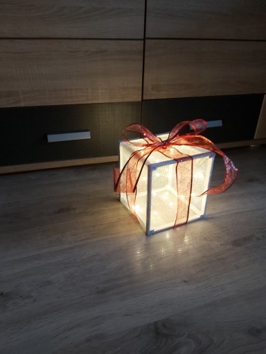 Zdjęcie oferty: Prezent led, ozdoba świąteczna