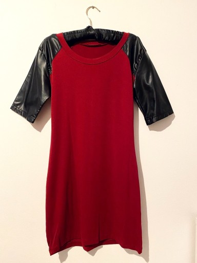 Zdjęcie oferty: Elastyczna sukienka skórzane rękawy Zara rozm XS/S