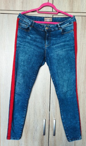 Zdjęcie oferty: JANINA jeansy proste rurki czerwony lampas 40