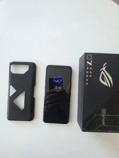 Zdjęcie oferty: Asus Rog Phone 7 12/256