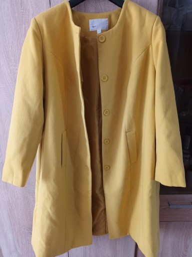 Zdjęcie oferty: Płaszcz kolor żółty roz50