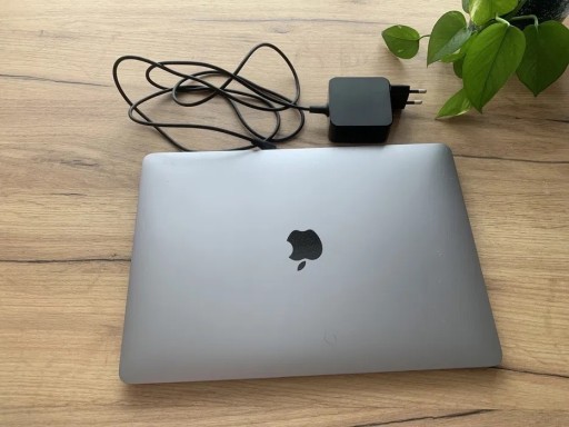 Zdjęcie oferty: Macbook Air 2020 I5 1030NG7 8GB/256GB