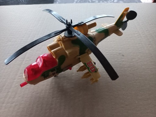 Zdjęcie oferty: Śmigłowiec na baterie MI-24 Gunship helikopter