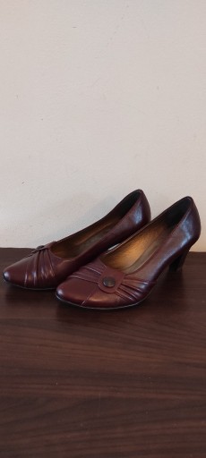 Zdjęcie oferty: Buty damskie na obcasie SENDER Hand Made