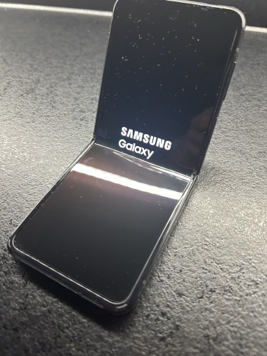 Zdjęcie oferty: Samsung Galaxy Z Flip 3 5G