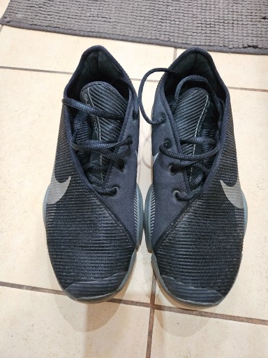 Zdjęcie oferty: Buty sportowe NIKE SUPERREP kolor czarny rozm.42, 