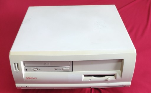 Zdjęcie oferty: Retro komputer Compaq DeskPro