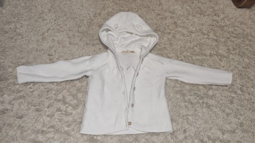 Zdjęcie oferty: Biały sweterek na guziczki Lupilu r. 86/92