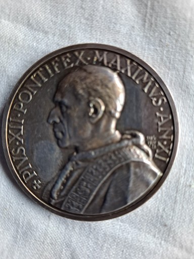 Zdjęcie oferty: Medal kolekcjonerski srebro Pius XII
