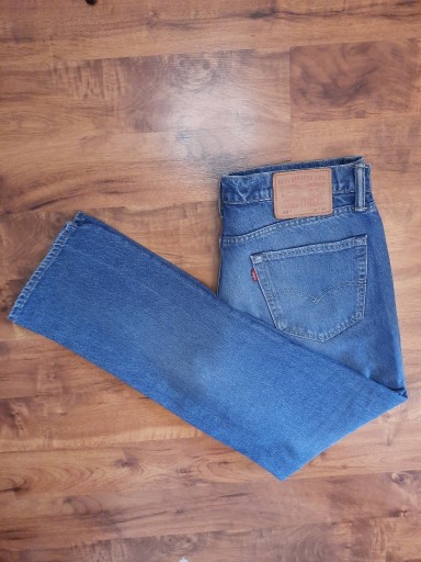Zdjęcie oferty: Spodnie jeansowe jeansy straight Levisr W34 L30 L