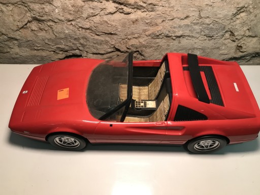 Zdjęcie oferty: Barbie Ferrari auto retro