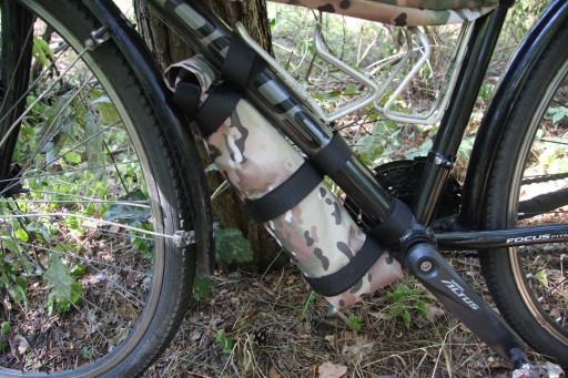 Zdjęcie oferty: bikepacking kieszeń na butelke1,5l