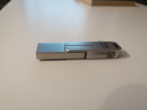 Zdjęcie oferty: Pendrive 512 GB super data master