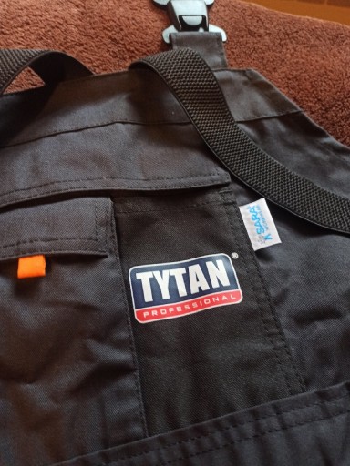 Zdjęcie oferty: Spodnie robocze Tytan r. XL