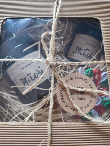 Zdjęcie oferty: Świece sojowe -piekny zestaw prezentowany ręcznie robiony