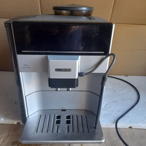 Zdjęcie oferty: Automatyczny ekspres ciśnieniowy simens EQ 6