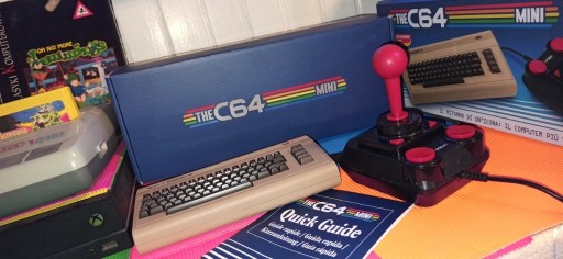 Zdjęcie oferty: Konsola The C64 mini,retro gry Commodore+Pendrive!