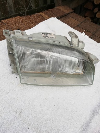 Zdjęcie oferty: Lampa prawa Toyota Carina II