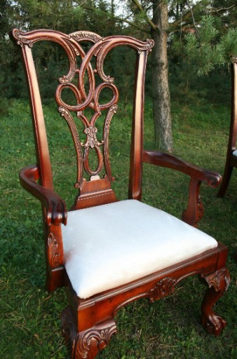 Zdjęcie oferty: Chippendale Stol i 8 Krzesel + Kredens Piekny