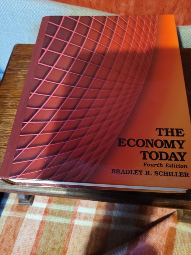 Zdjęcie oferty: The Economy Today Bradley, Schiller 1989