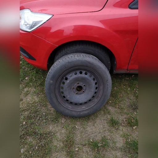 Zdjęcie oferty: Opony Ford  z felgami focus