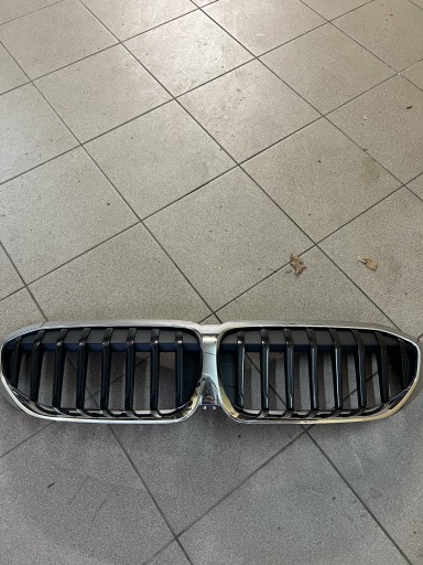 Zdjęcie oferty: Oryginalny grill BMW g20/g21