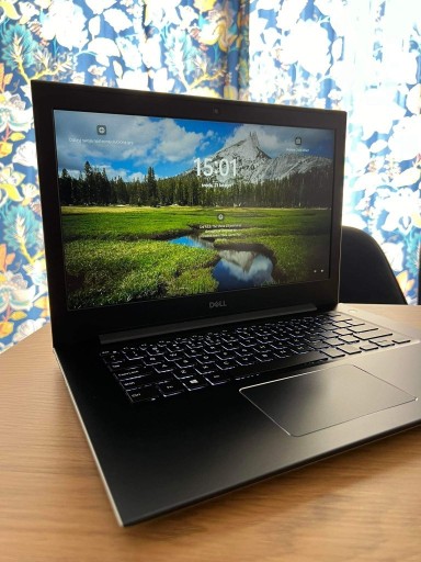 Zdjęcie oferty: Laptop DELL Vostro 5471 