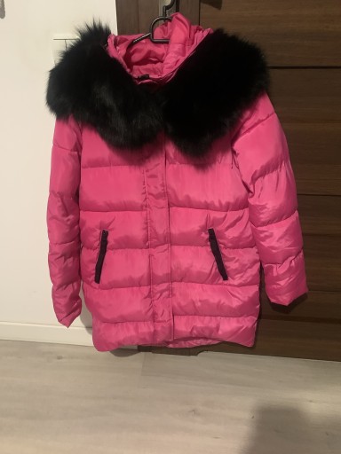 Zdjęcie oferty: Różowa kurtka Sinsay 36 futro czarne