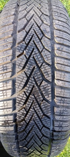 Zdjęcie oferty: Opona zimowa Semperit Speed Grip 2 205/60 R16