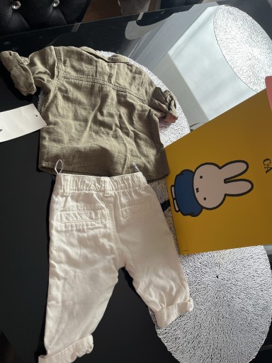 Zdjęcie oferty: Elegancki chłopiec , komplecik 3-6 mc roz 68 