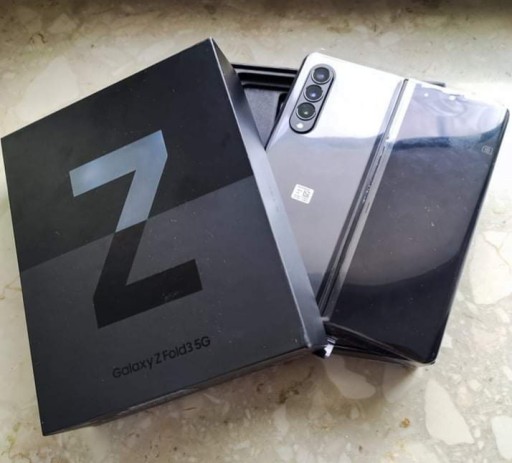 Zdjęcie oferty: Samsung Galaxy Z Fold3 5G 256GB