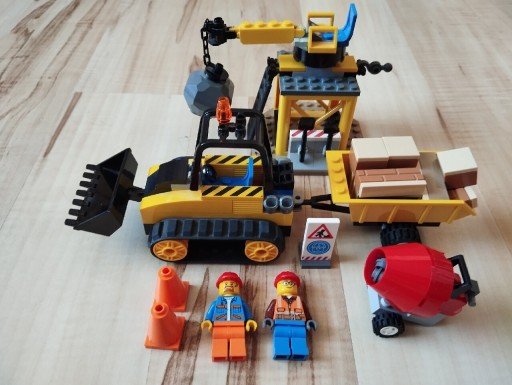 Zdjęcie oferty: Lego City Buldożer budowlany 60252