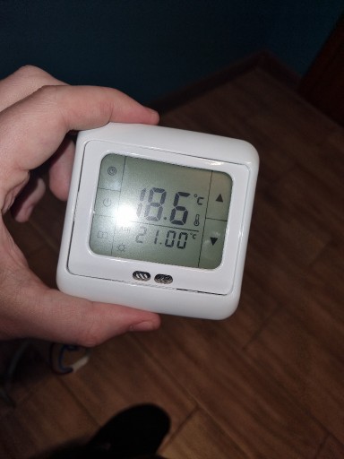 Zdjęcie oferty: Cyfrowy termostat pokojowy Floureon H3
