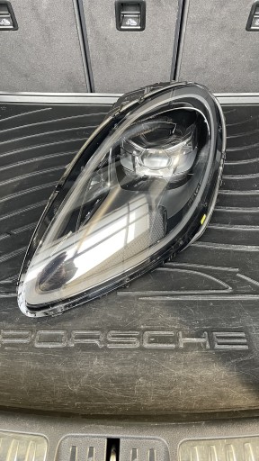 Zdjęcie oferty: Lampa lewa Porsche Macan 95B  lift full led 