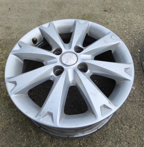 Zdjęcie oferty: Felgi aluminiowe Ford Peugeot 4x108 15'' ET 47,5