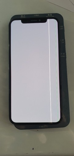 Zdjęcie oferty: Wyświetlacz Iphone x. linie, dotyk działa, sprawny