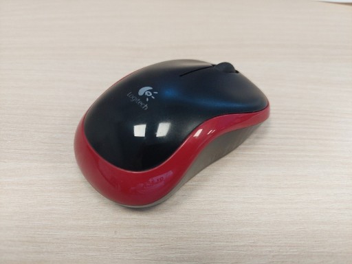 Zdjęcie oferty: Mysz Logitech M185