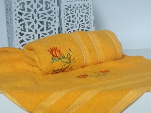 Zdjęcie oferty: Ręcznik frotte 50 x 100 żółty
