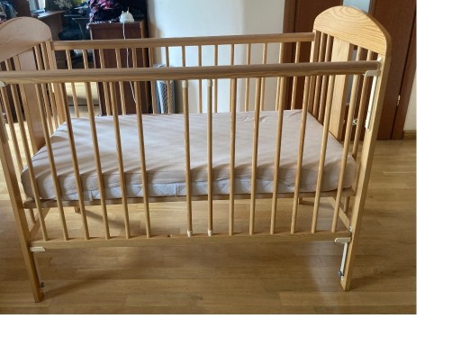 Zdjęcie oferty: Baby crib made from higher quality wooden 